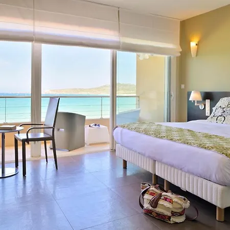 Serenada 3* Algajola (Corsica)