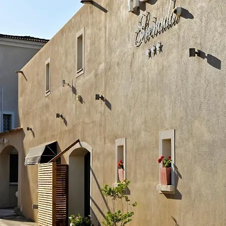 Serenada Hotel Algajola (Corsica)