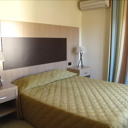 Serenada Algajola (Corsica)