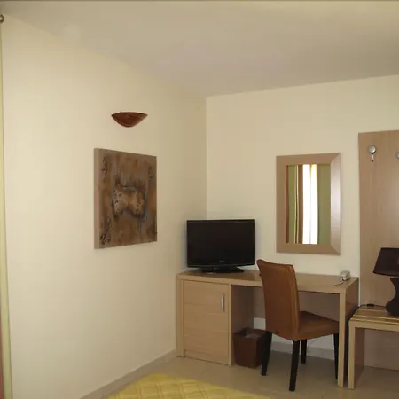 Serenada Algajola (Corsica)