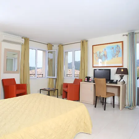 Hotel Serenada Algajola (Corsica)