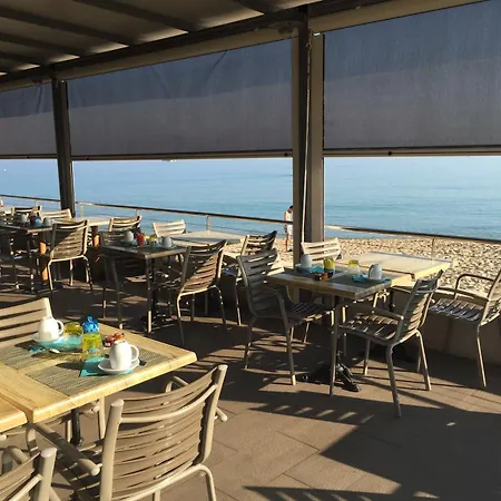 Serenada 3* Algajola (Corsica)