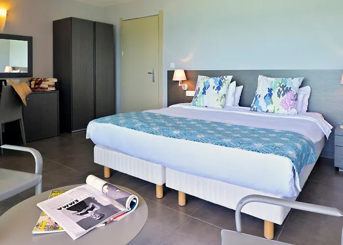 Otel Serenada 3*