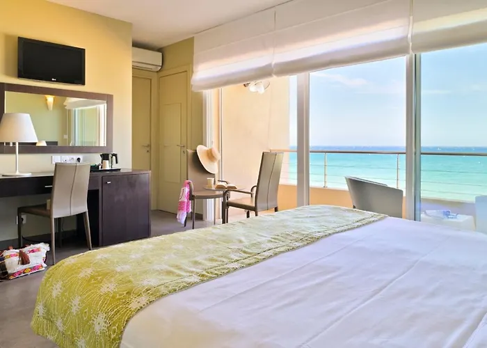 Otel Serenada
