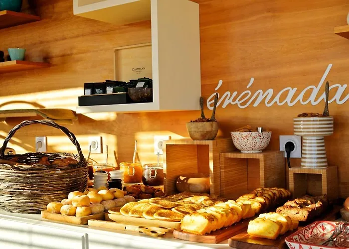 Otel Serenada 3*