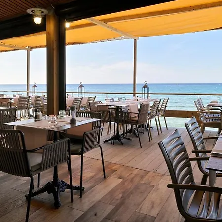 Serenada Hotel