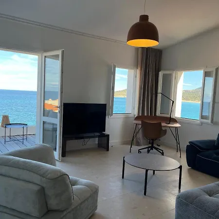 Serenada Algajola (Corsica)