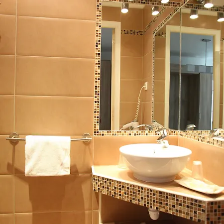 瑟瑞达纳酒店 3* 阿尔加约拉