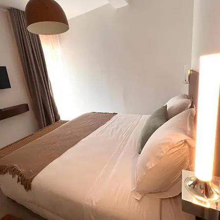 Serenada Otel Algajola (Corsica)