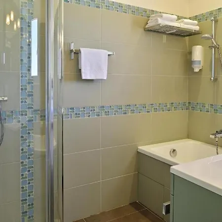 Serenada Otel 3*
