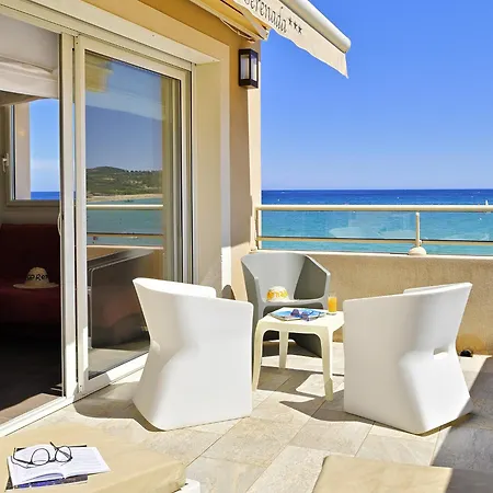 Serenada 3* Algajola (Corsica)