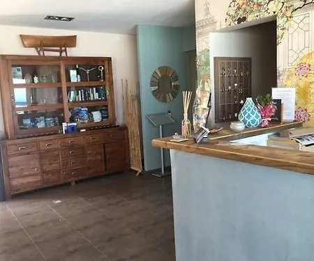Hotel Serenada 3*