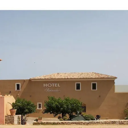 Hotel Serenada 3*
