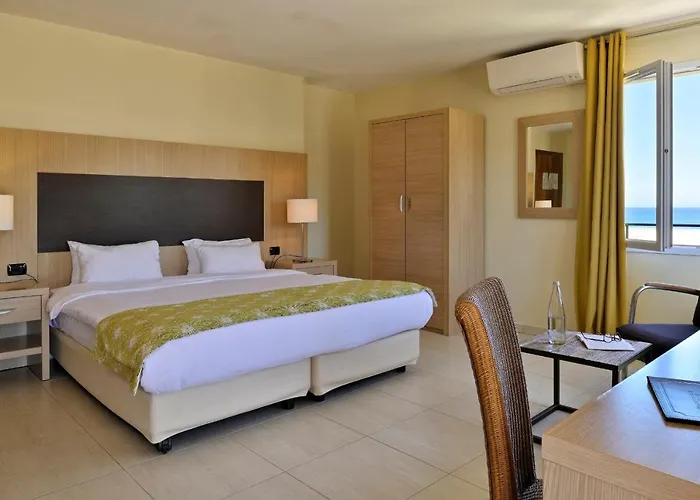 Hotel Serenada Algajola (Corsica)