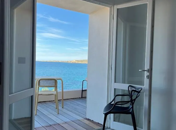 Serenada Hotel Algajola (Corsica)