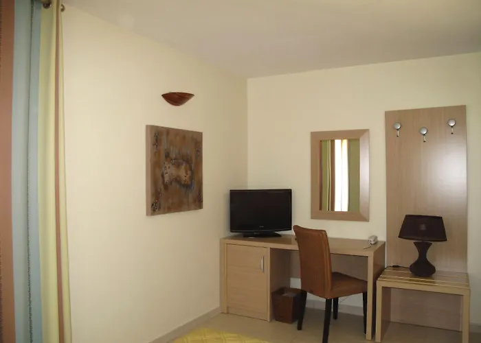 Serenada Algajola (Corsica)