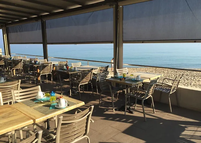 Serenada 3* Algajola (Corsica)