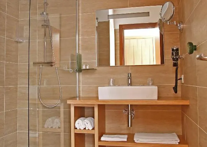 Serenada Szálloda 3*